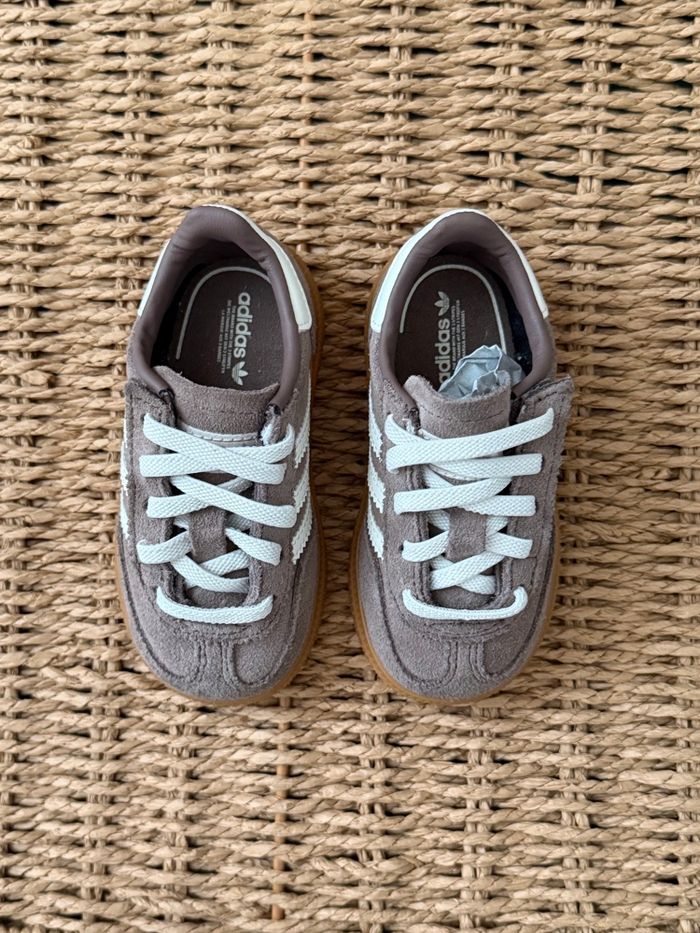 Adidas Spezial marron pointure 22 - photo numéro 6