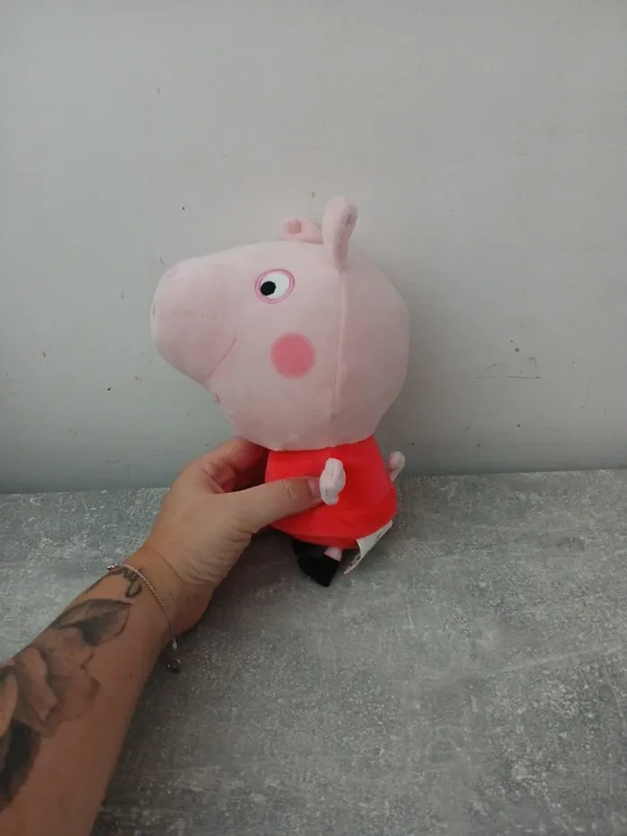 Peluche peppa pig - photo numéro 2