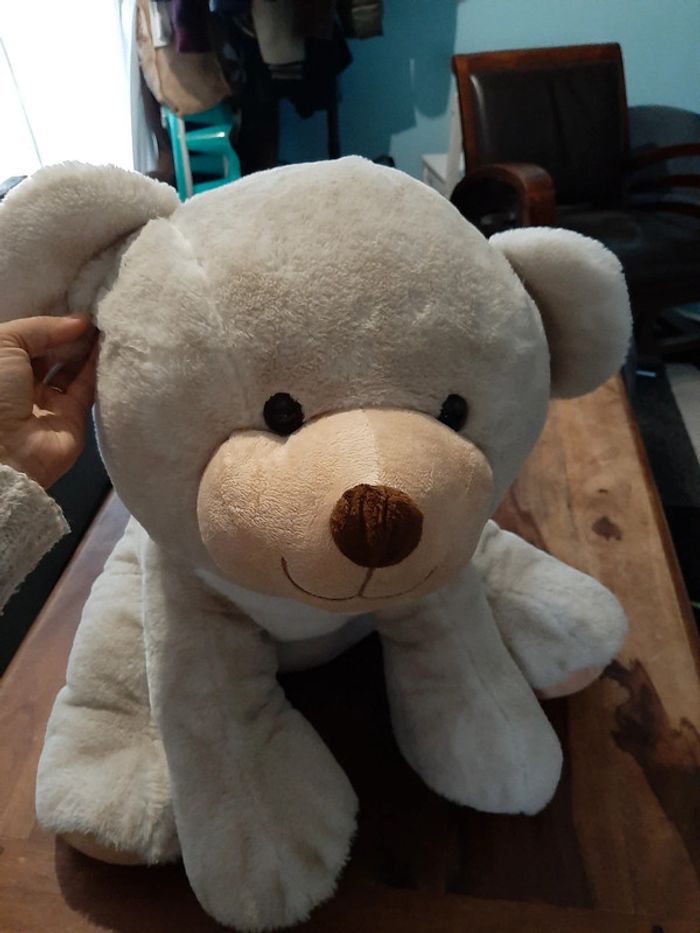 Grosse peluche ourse - photo numéro 3