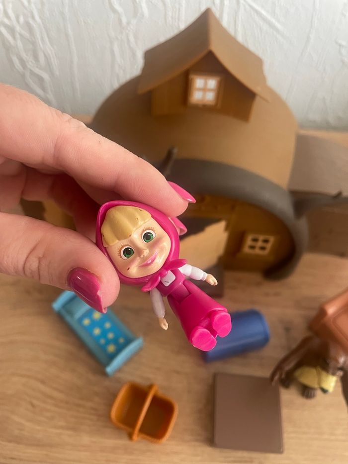 Maison de l'ours et figurines Masha et Michka > dès 3 ans - photo numéro 3