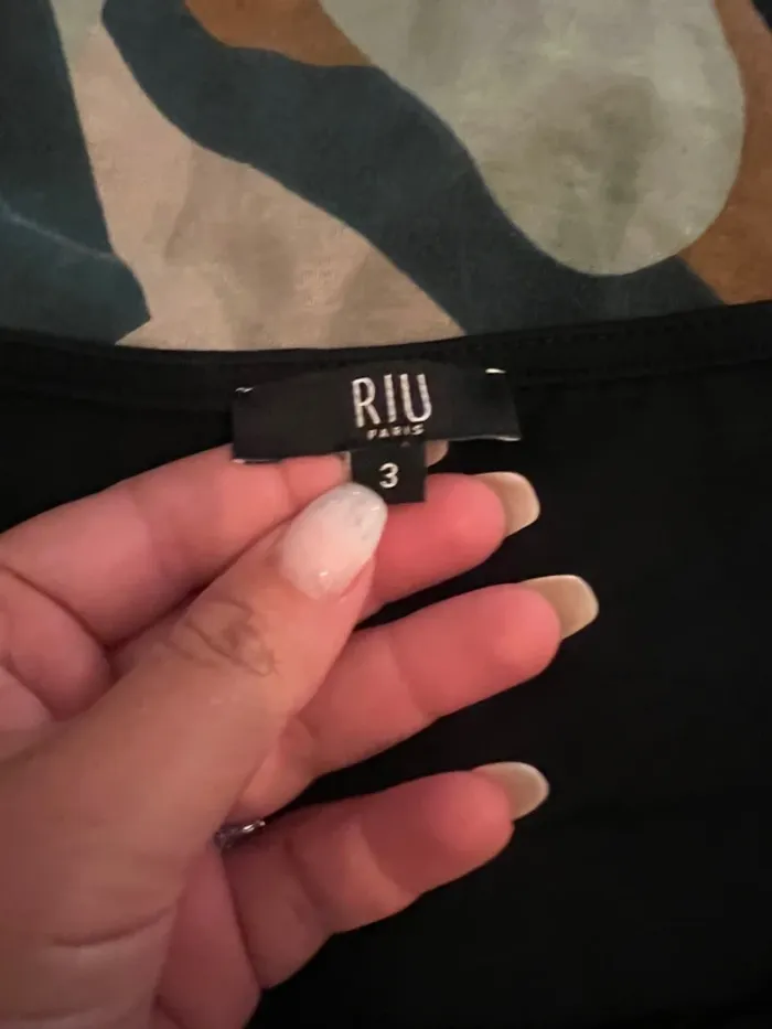 TEE shirt noir Jacqueline Riu taille 3 - photo numéro 2