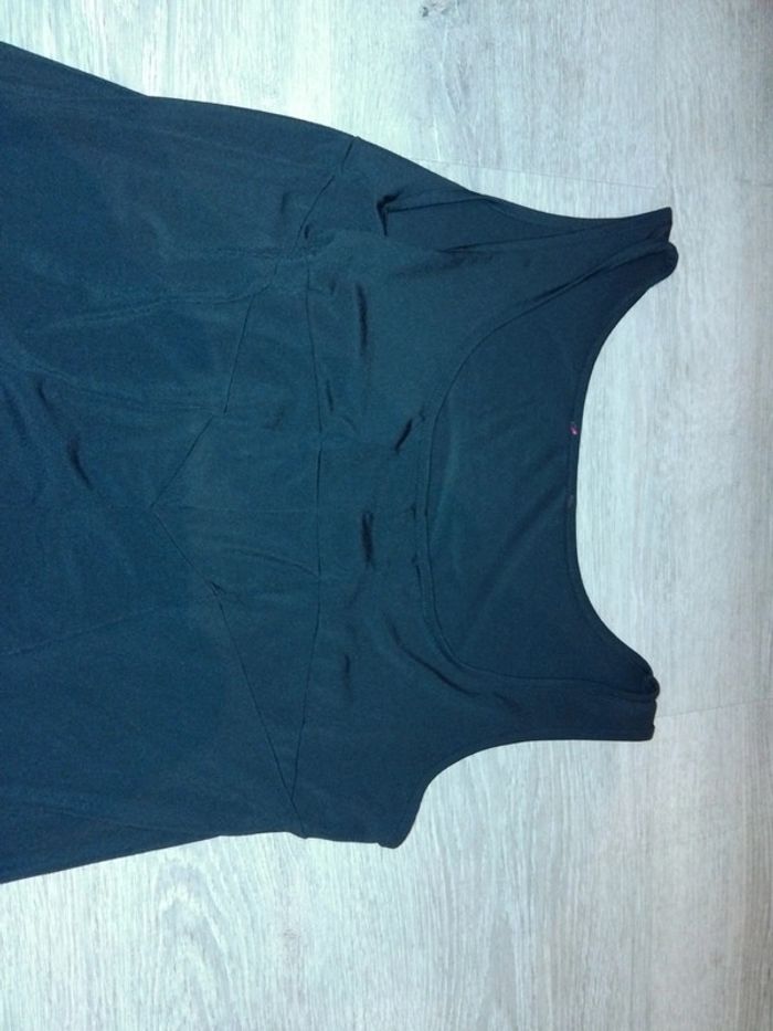 Robe noire - photo numéro 3