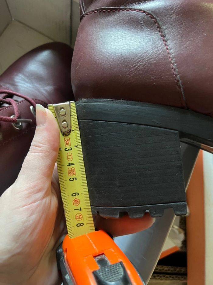 Bottines à talons avec lacets - bordeaux - photo numéro 17