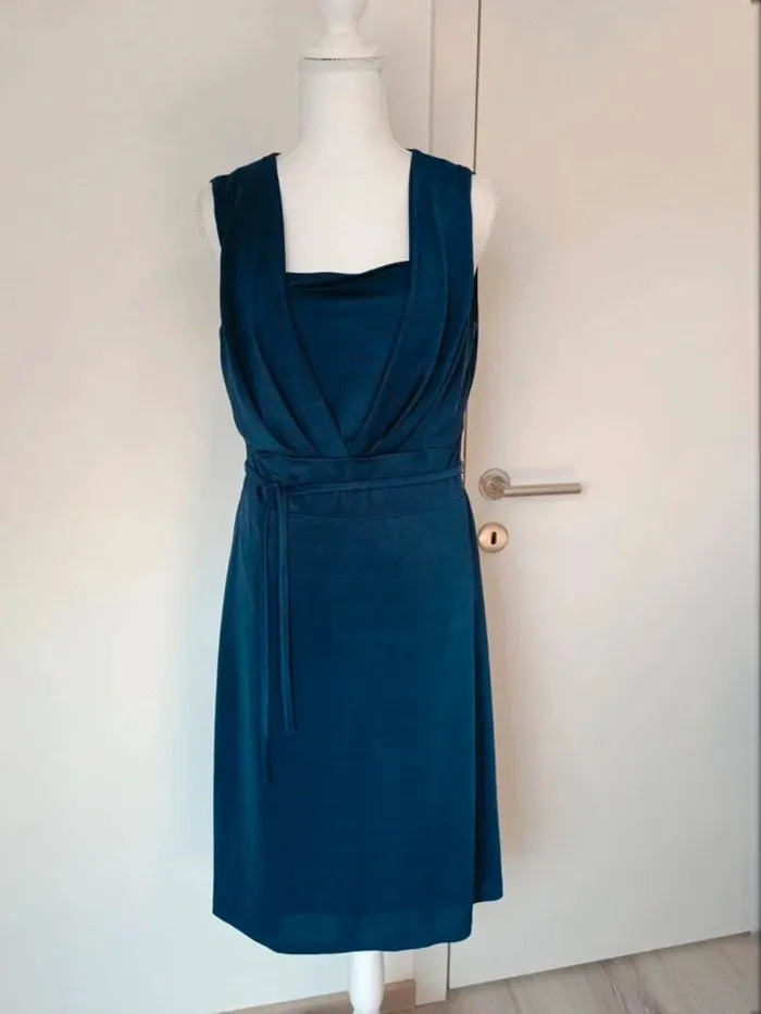 đ Robe bleu nuit fluide JBC â Taille 40