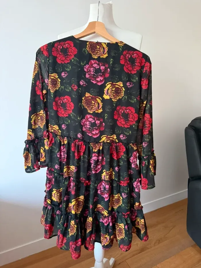 Jolie robe d’été S/M - photo numéro 4