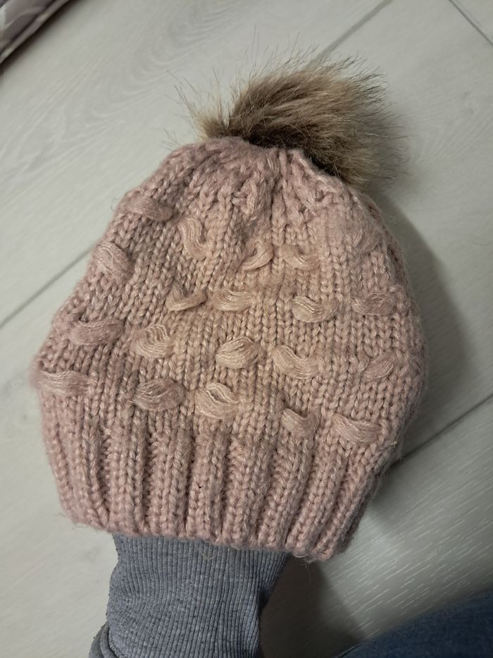 Bonnet - photo numéro 2