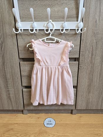 Vêtement Bébé Fille - Robe rose - Kiabi - 18 mois 81 cm