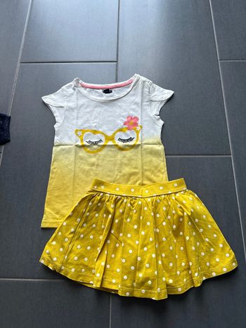 Ensemble jupe short et t-shirt 4 ans kiabi