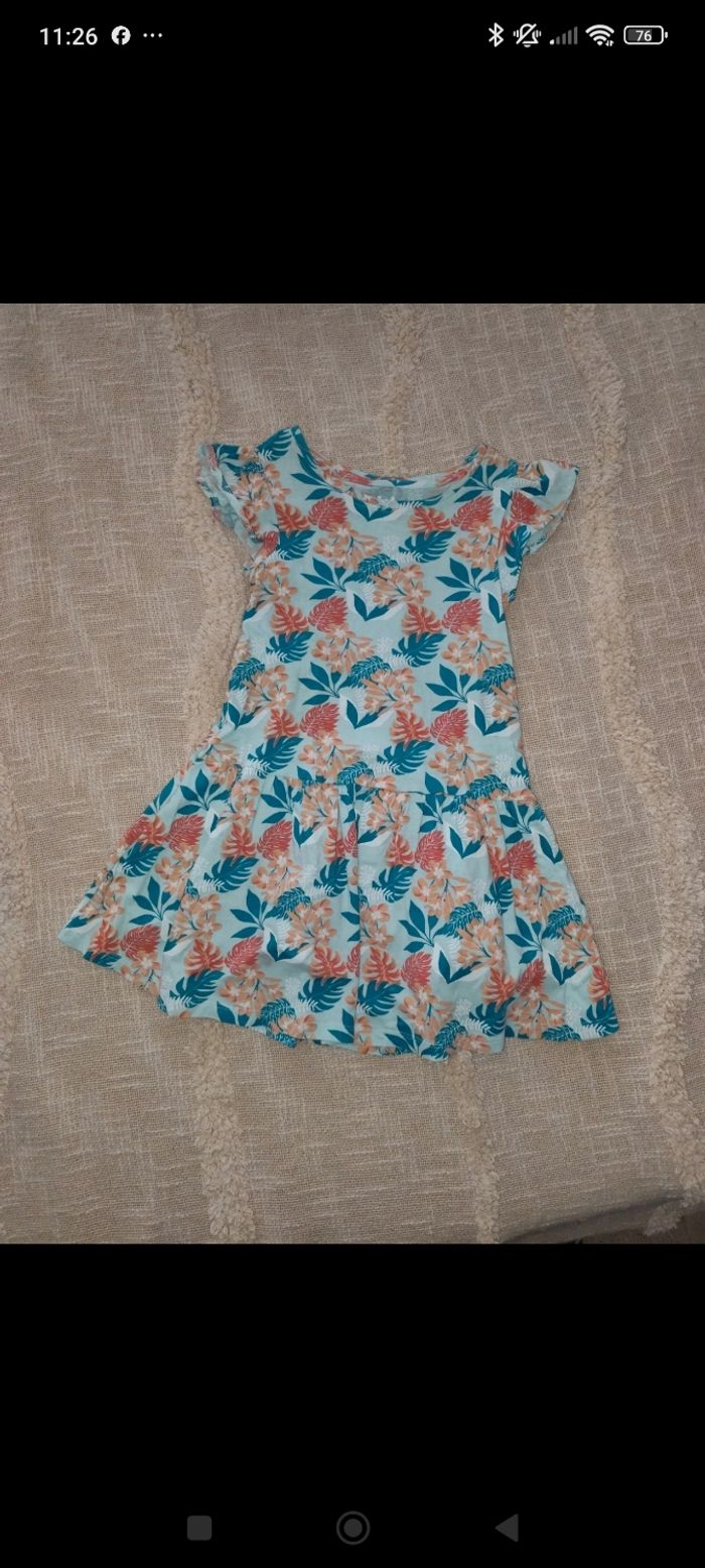 Lot robe fille 6 ans - photo numéro 5
