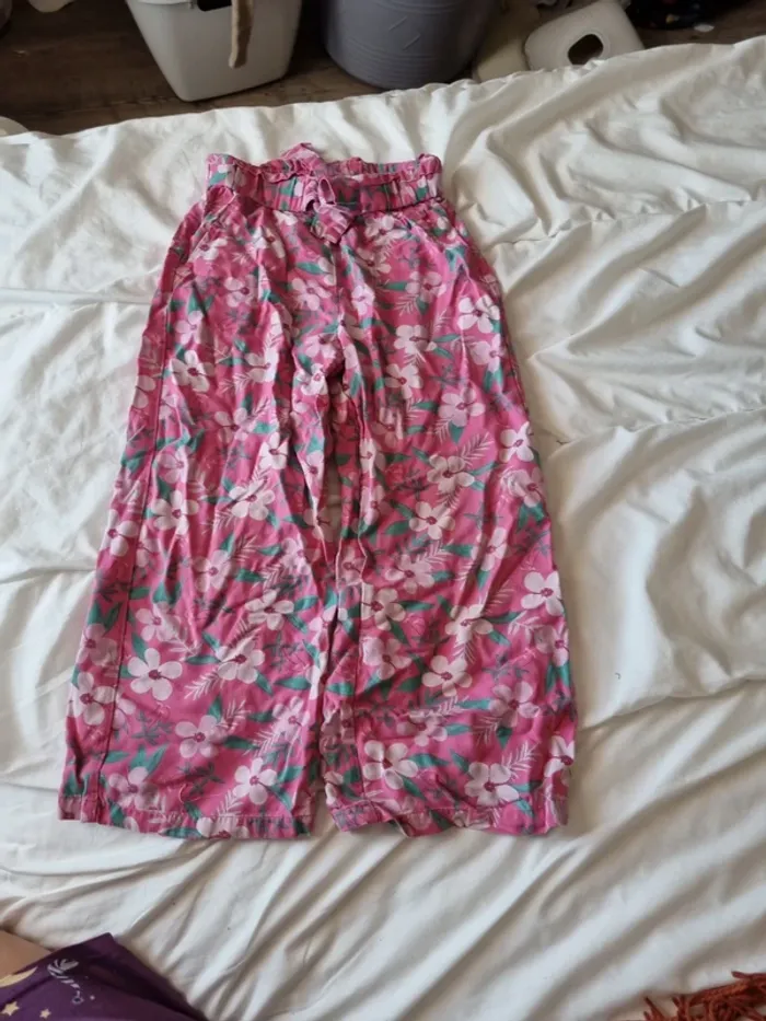 Pantalon large et léger 122cm