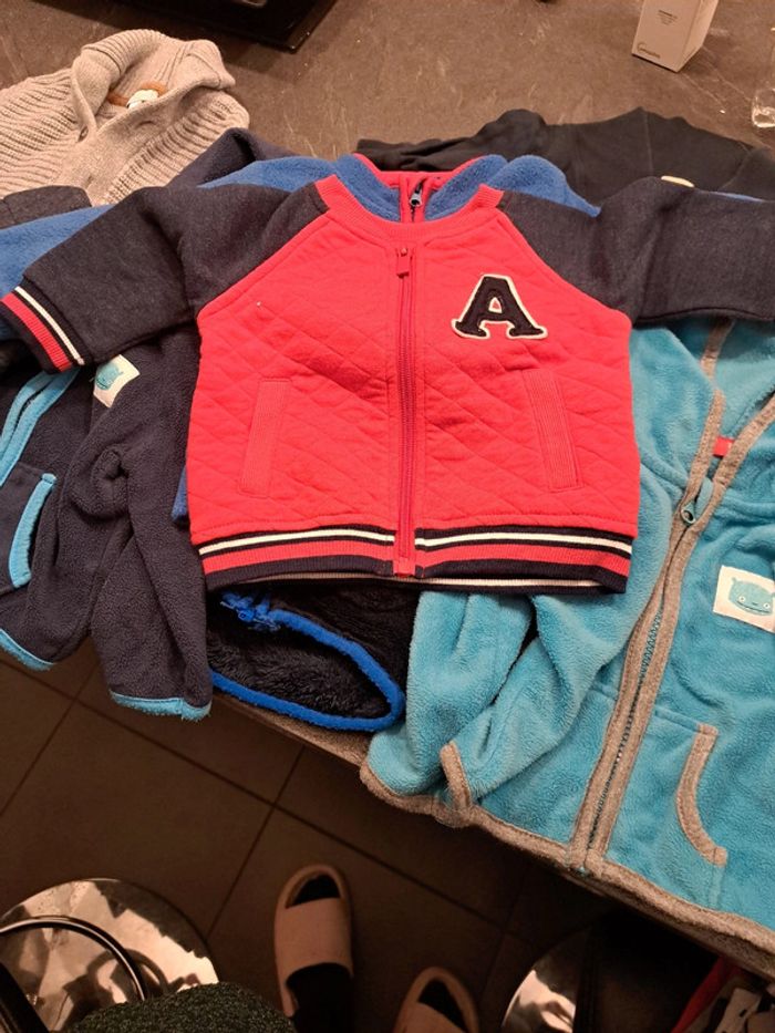 Lot 8 gilets - photo numéro 5