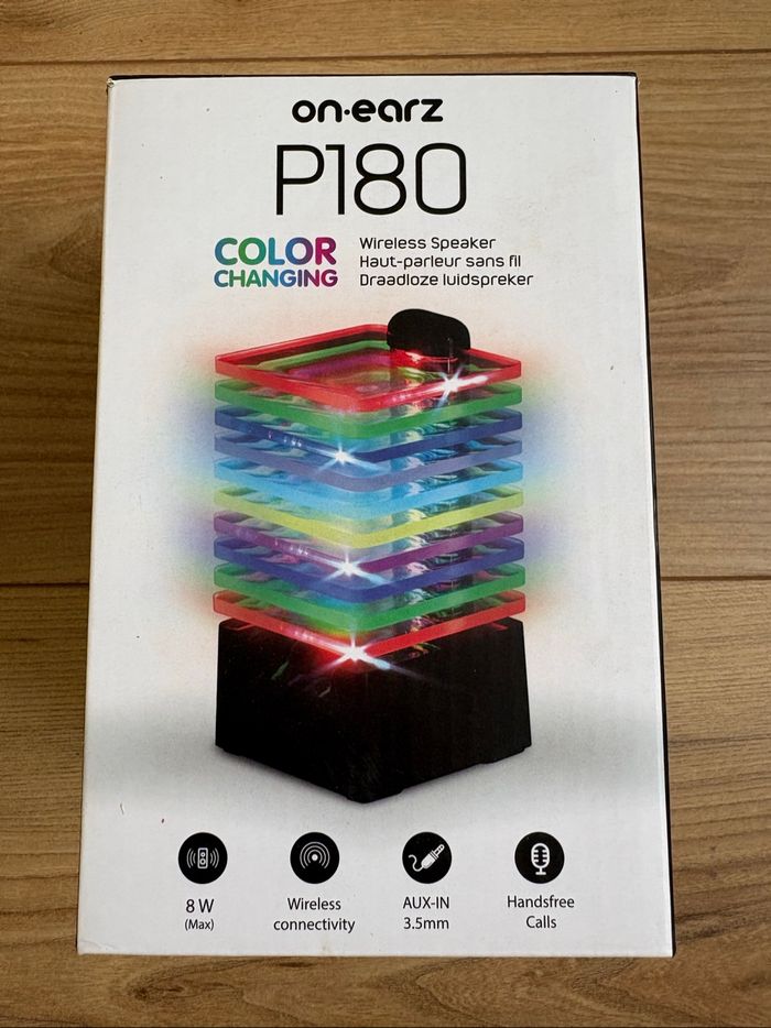 Enceinte avec jeu de lumière