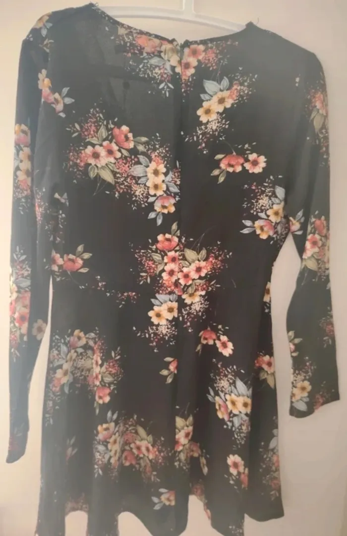 Robe légère fleurie manches longues T40 Missguided - photo numéro 2