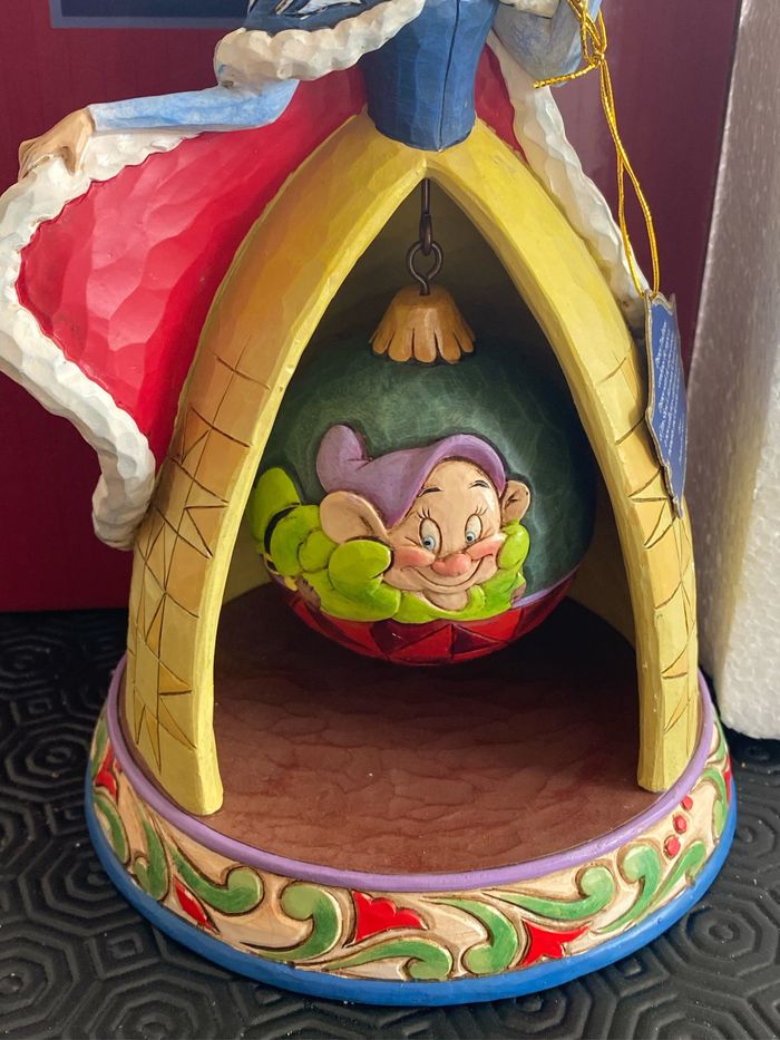 Figurine disney traditions blanche neige boule - photo numéro 3
