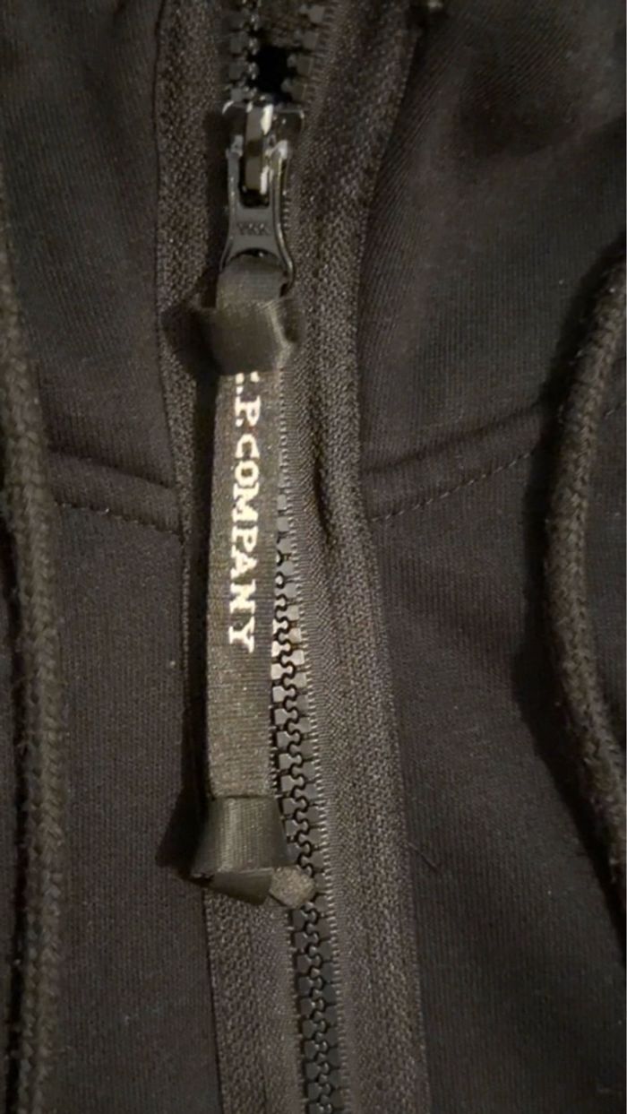 Gilet,  Hoodie, Veste CP Company (pas authentique : 1.1) - photo numéro 3