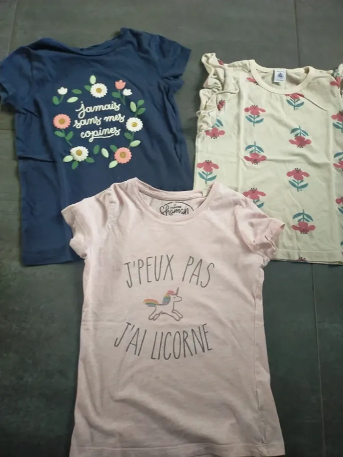 Lot tee-shirt manches courtes 8 ans