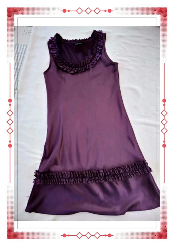 Robe satinée violine - photo numéro 2