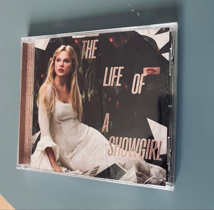 Bundle 4 CD Taylor Swift Life of a Showgirl Limited Édition - photo numéro 5