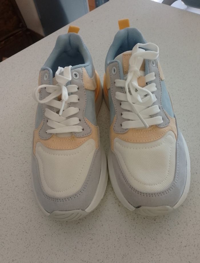 Basket femme neuve