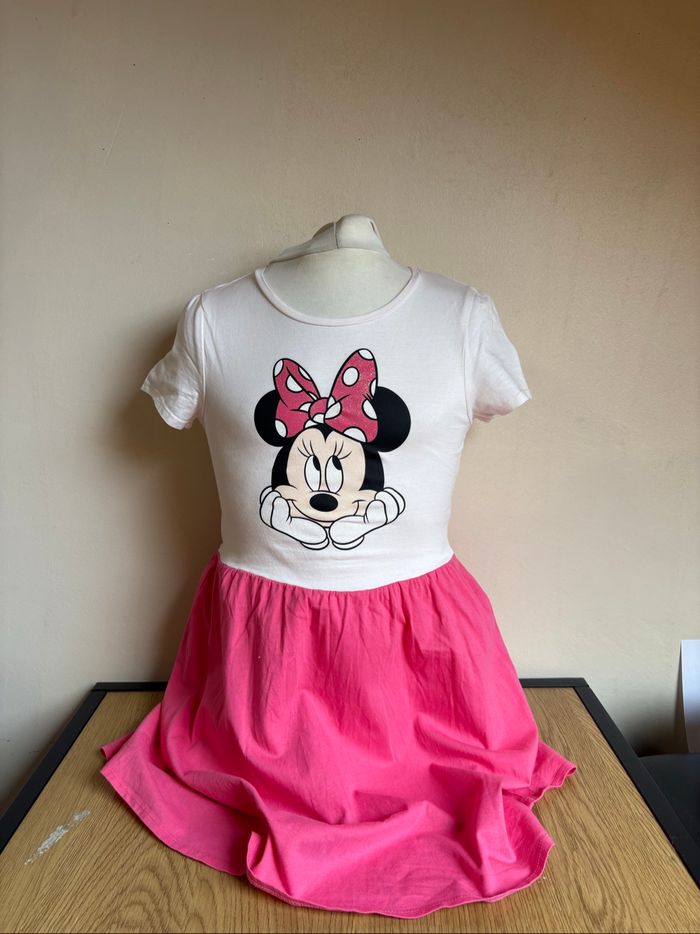 Robe fille taille 134 - photo numéro 1