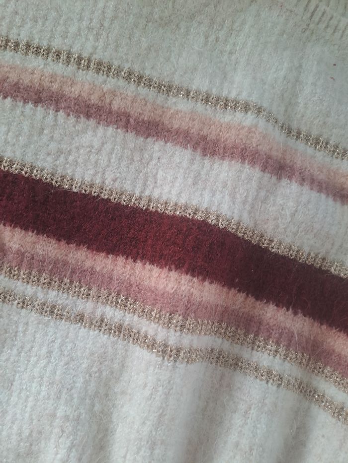 Pull à rayures - photo numéro 2