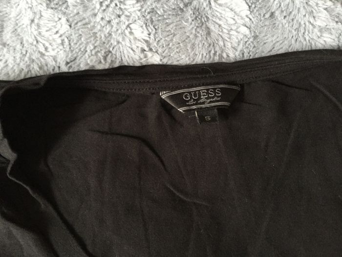 Teeshirt guess - photo numéro 2