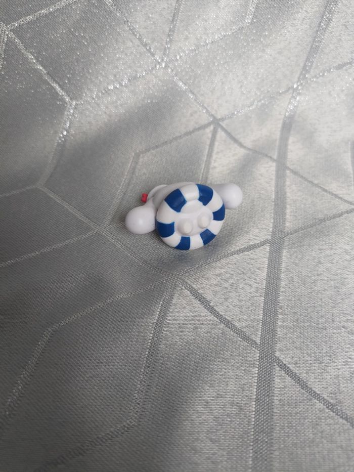 Figurine Cinnamoroll dans une Bouée - photo numéro 4