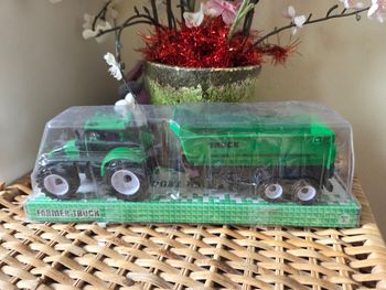 💜Trateur et sa boîte d'origine