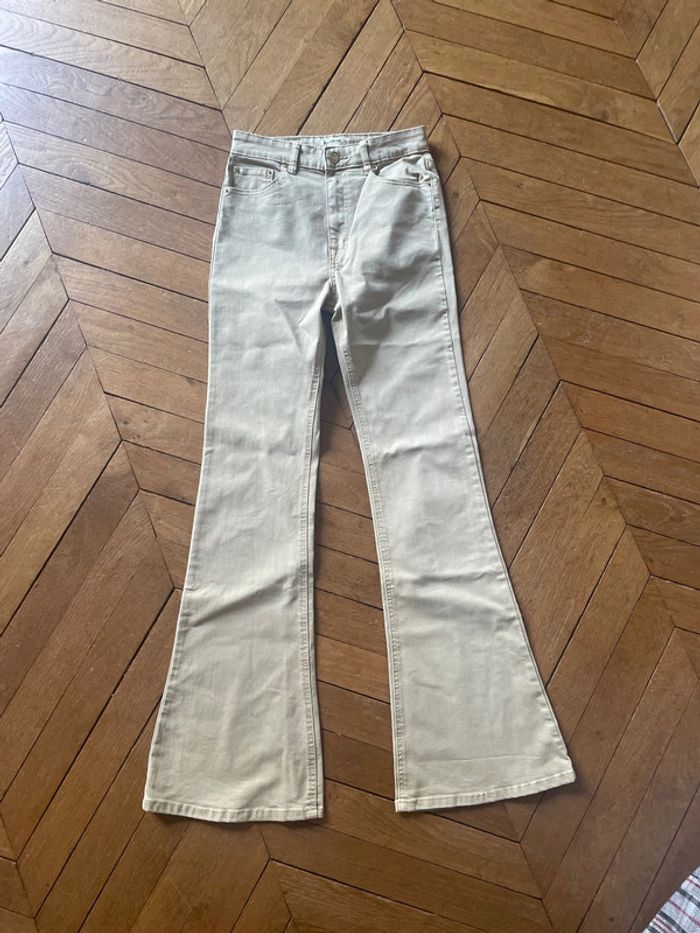 Pantalon Beige pattes d’éléphant Taille S Pull & Bear