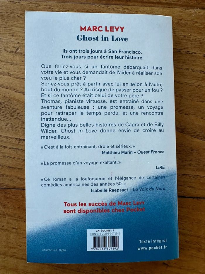 Livre Ghost In Love de Marc Levy - photo numéro 2