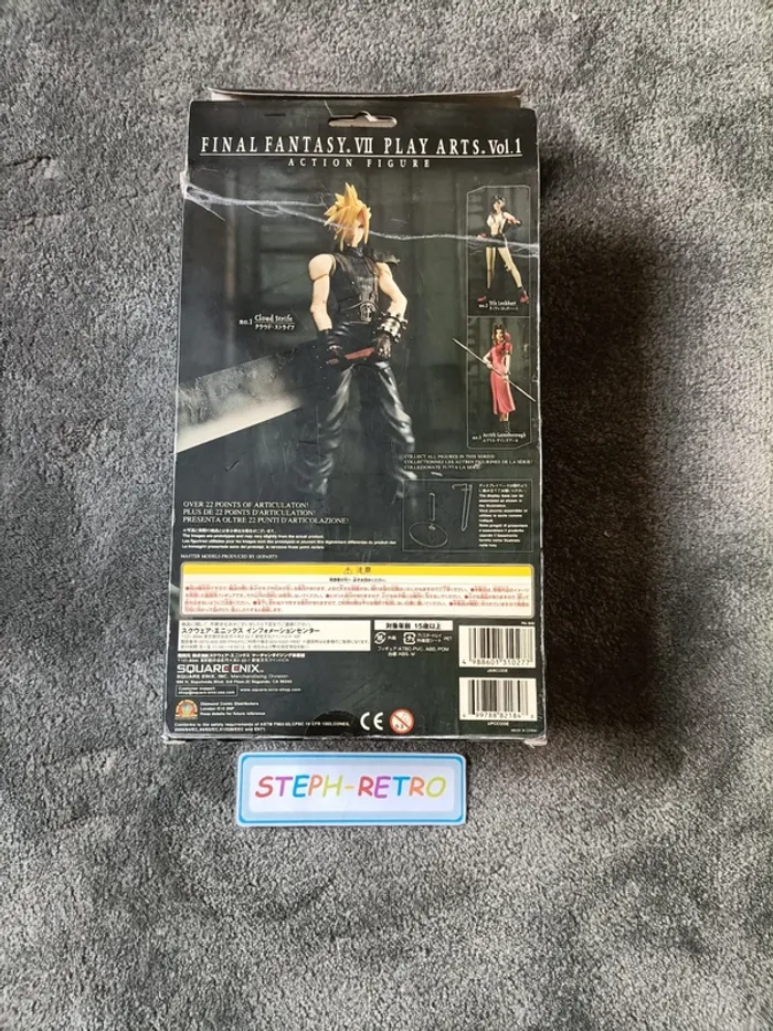 Final fantasy play arts cloud strife - photo numéro 2