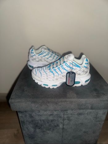 Nike tn OM taille 36