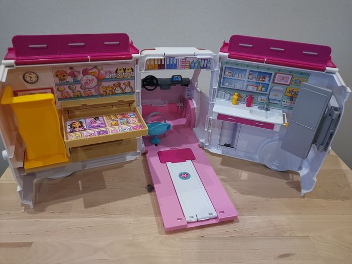 Ambulance - photo numéro 4