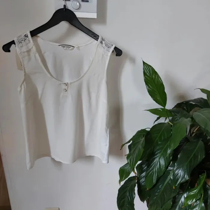 Top blanc avec dentelle taille S