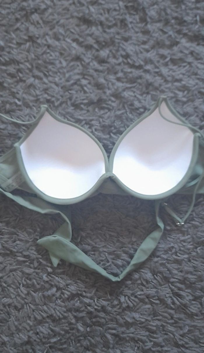 Haut de maillot de bain - photo numéro 4