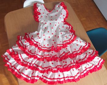 Robe 8/10 ans espagnole