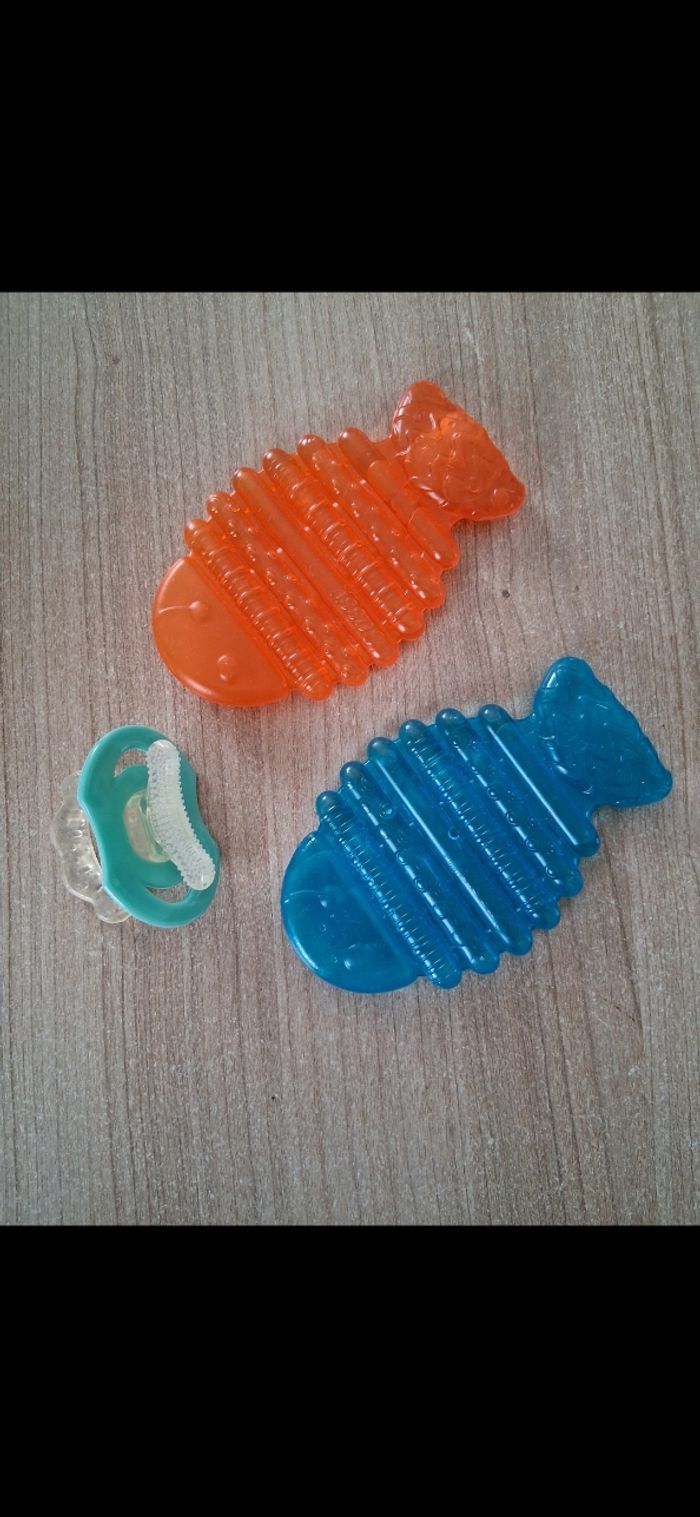 Lot de jouets de dentition
