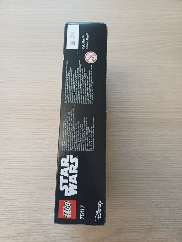 LEGO Star Wars 75117 - Kylo Ren (Figurine à construire) - photo numéro 3