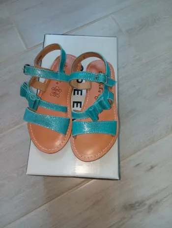 Sandalette