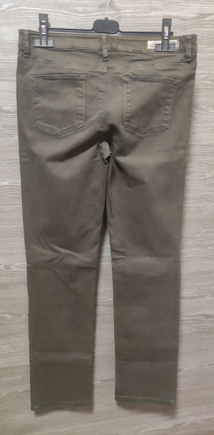 Jean taille 40 - photo numéro 2