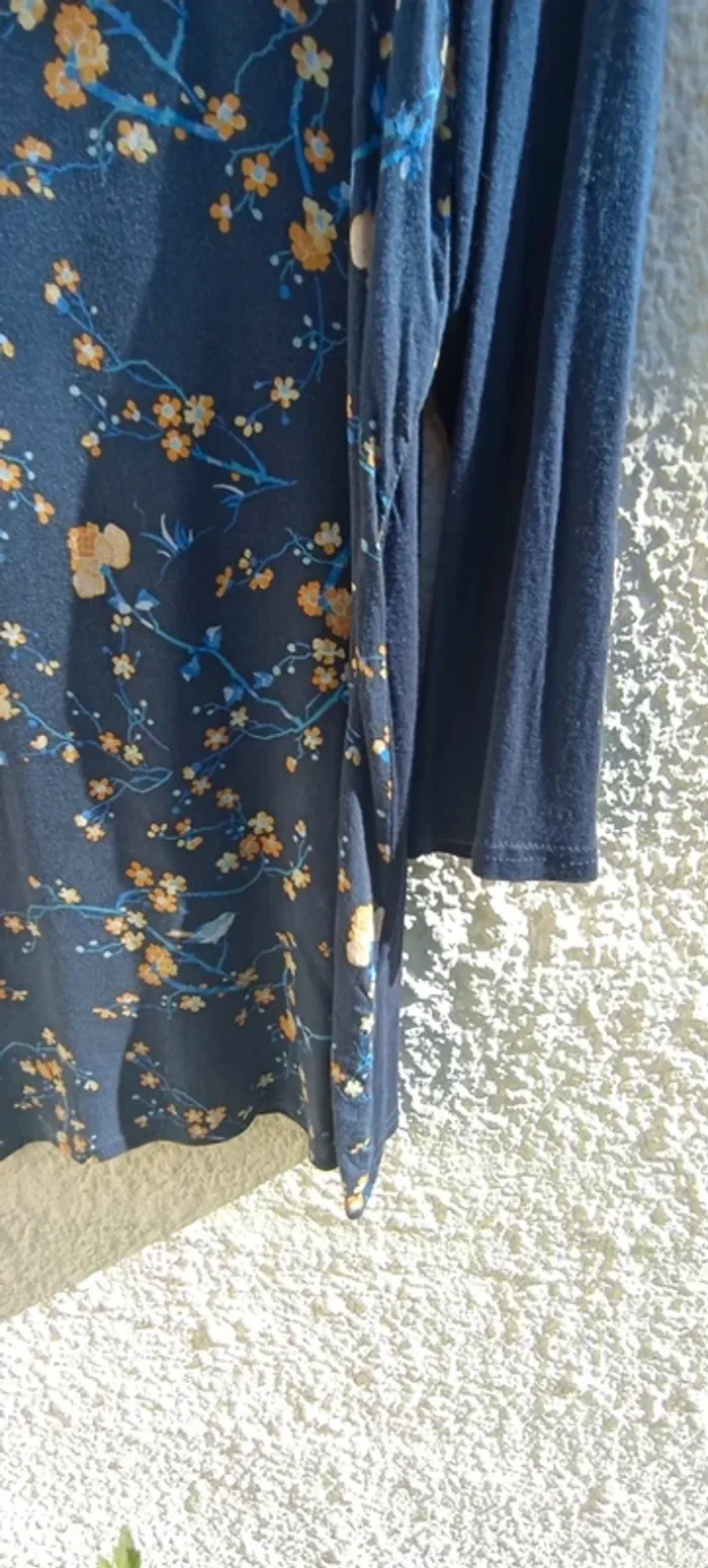 Blouse femme manches 3/4 taille 44/46 - photo numéro 3