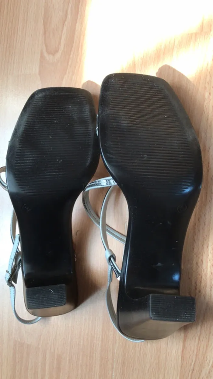 Chaussures miroirs 39 - photo numéro 3