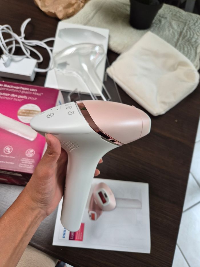 Épilateur lumière pulsée philips lumea prestige - photo numéro 3