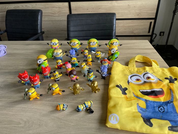 Lot de figurine mignon, plus sac - photo numéro 2