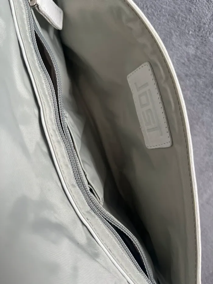 Sac blanc en cuir perforé JOST – Y2K minimaliste & épuré - photo numéro 4