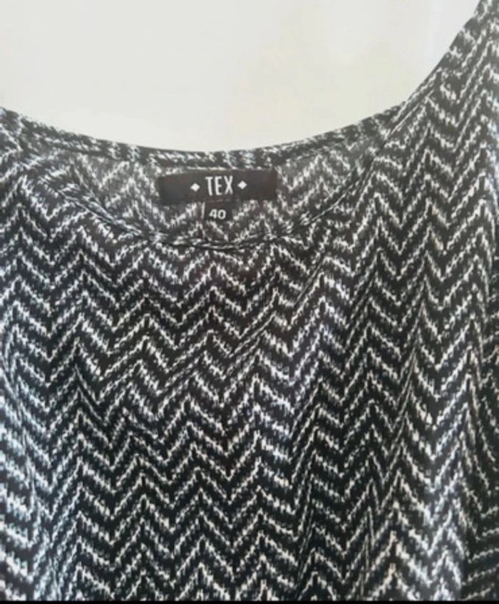 Combinaison tex taille 40 - photo numéro 4