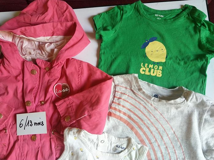 Vêtements Bébé Fille 6-12 mois Lot N° 52 - photo numéro 6