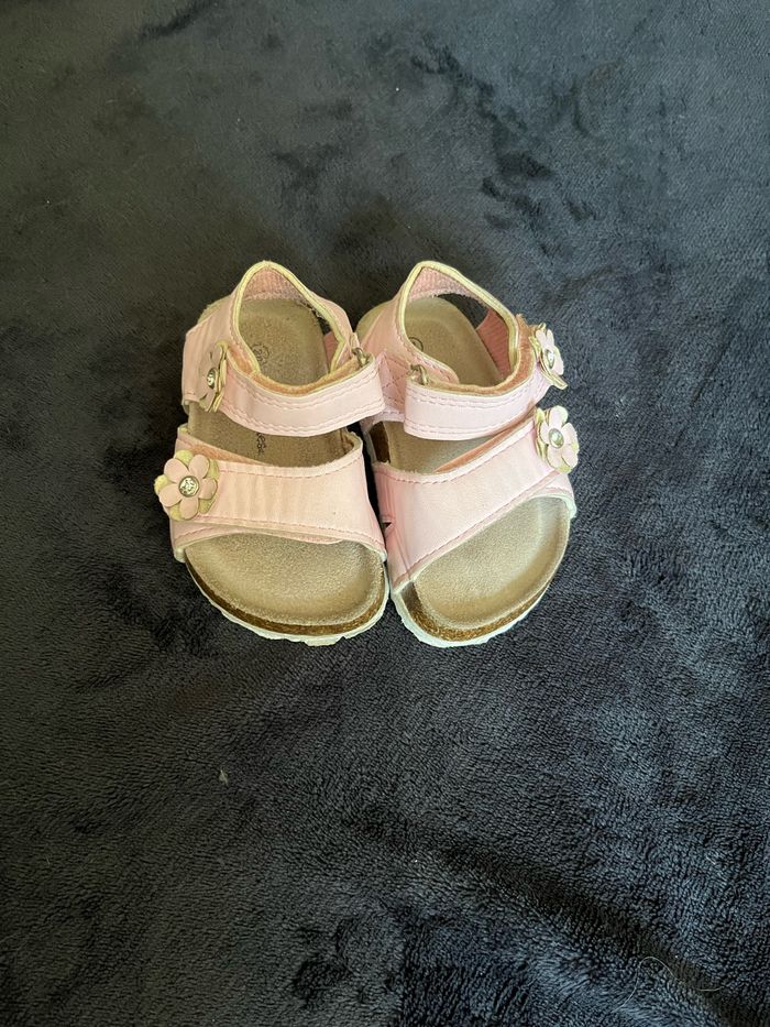 Sandales bébé fille Taille 20