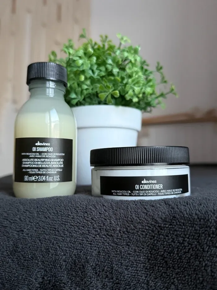 Davines oi
