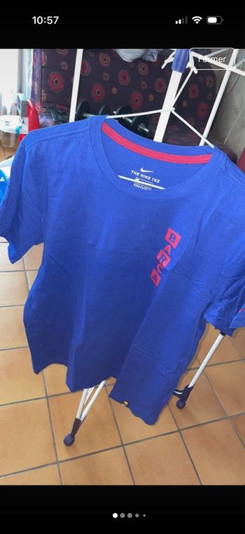 Tee shirt